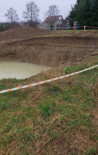 Erdaushub erde 200m zu - erde, 200m³