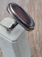 Großer Silberring mit großem