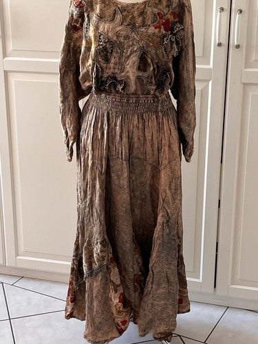 Antik bluse und rock - bluse,
