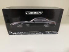 Minichamps 1:18 Mercedes Benz