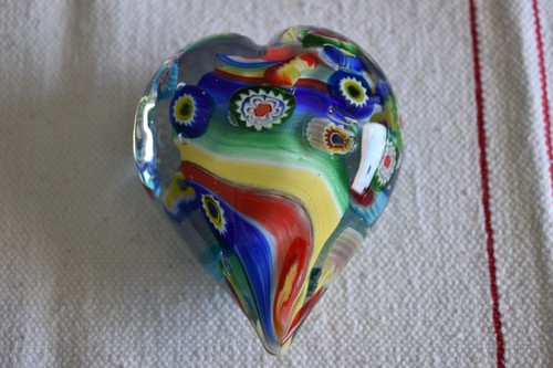 Kunstglas herz briefbeschwerer - kunstglas,