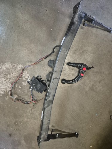 Audi rear tow - 8y,