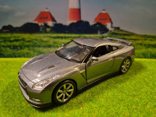 Modellauto nissan r - modellauto,