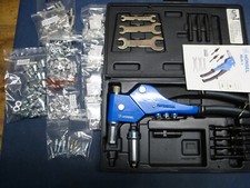 Honsel Multi 1, Gewindenietzange inkl.über 320 Gewindenieten M3-6