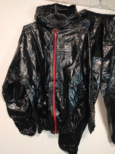 Schwarz glänzende pvc - schwarz,