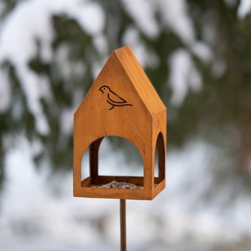 Rustikales vogelhaus auf - rustikales,