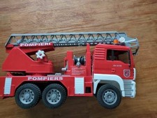 Bruder MAN TGA Feuerwehrleiterfahrzeug Spielzeugauto Rot Mehrfarbig