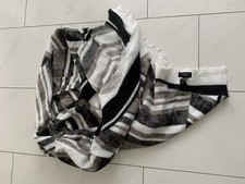 Zara Damen  XXL Schal Tuch