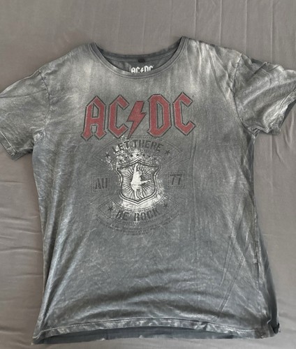 Shirt der marke emp - dc, t-shirt