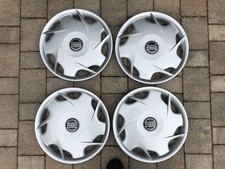 4xOriginal Volvo Radkappen, 15Zoll, # 9157949, sehr guter Zustand