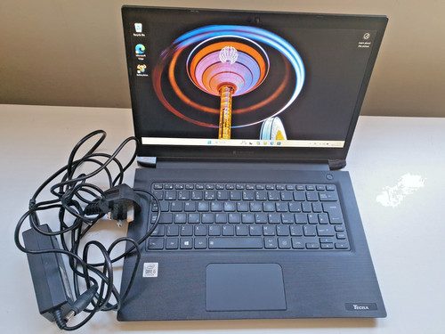 Toshiba dynabook tecra - toshiba,