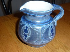 Thoms Keramik Handarbeit Kunstkeramik Blau Henkelvase Milchkännchen Krug