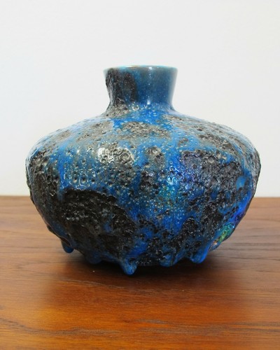 Fat lava vase - lava,