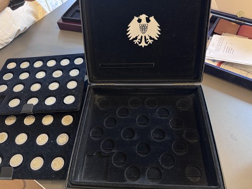 Und gedenkmünzen - und,
