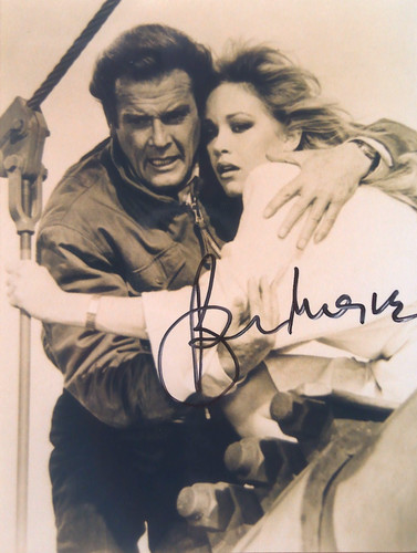 Roger moore autogramm 9x13 - autogramm,