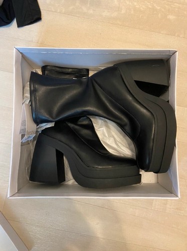 High heels boots - high,