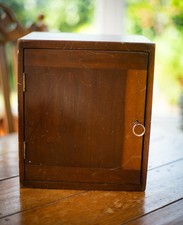 Vintage medizinschrank aus - medizinschrank,