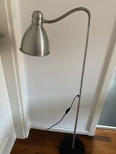 IKEA Stehlampe Leselampe Stehleuchte Leseleuchte gebraucht Silberfarben E27