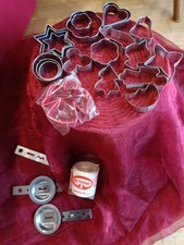 10 Plätzchenausstecher, 4 Terrassenausst, Spritzgebäck, Tortenring Dr Oetker