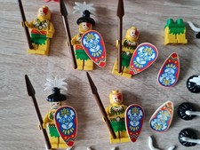 Lego Insulaner Figuren mit Zubehör 