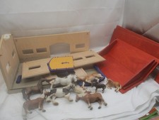 Alter Schleich Bauernhof mit Tieren (Pony/Pferd)