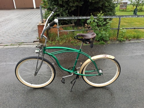 Vintage schwinn beach cruiser - vintage,