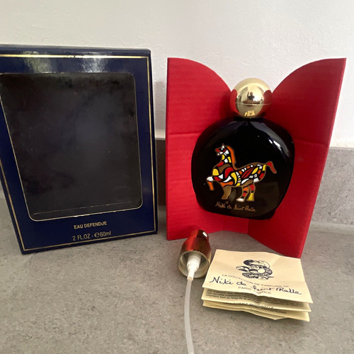 Niki saint phalle eau - niki, de