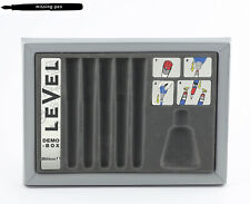 Gebrauchte Pelikan Wasserwaage Stiftablage / Demobox in Silber-Grau für 5 Stifte & Tintenflasche