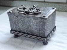 Antike rare Miniatur Eisenkassette, Kriegskasse Soldtruhe - Michel Mann Kästchen