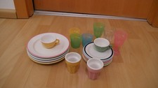 Puppengeschirr,Porzellan und Kunststoff