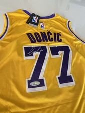 🏀🔥Luka Doncic hand signed Los Angeles Lakers Jersey, COA!🔥🏀