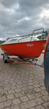 Segelboot  Alpha mit Sliptrailer, 5,50 m, E-Motor 360W m. Solarmodul