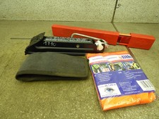 Wagenheber Abschlepphaken Warnweste Warndreieck Mercedes W219 CLS A2115830215