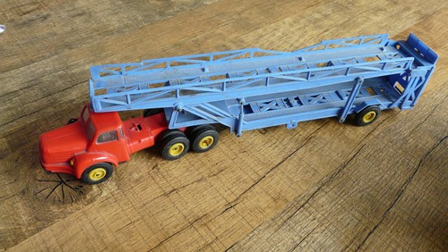 Norev plastik autotransporter - plastik,