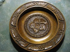 Holzteller, Wandteller handgeschnitzt, gedrechselt, Blumenmotiv Durchmesser ca. 