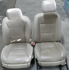 Sitz vorn links + rechts Leder