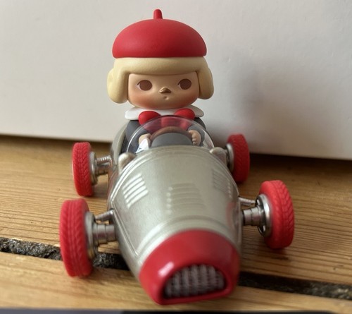 Pucky pop mart - mart, car