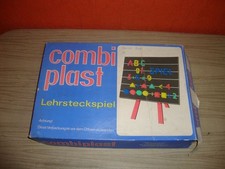 DDR Buchstaben-Steckspiel combiplast mit aufstellbarer Tafel