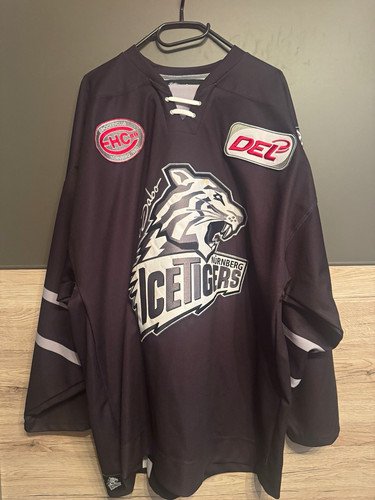 Ice tigers game worn - game,