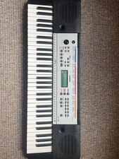 Yamaha YPT-260 Keyboard