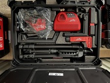 Milwaukee M12 3PL-401C 3x360