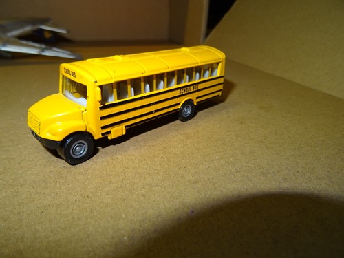 Modelauto siku 1319 - modelauto, schulbus