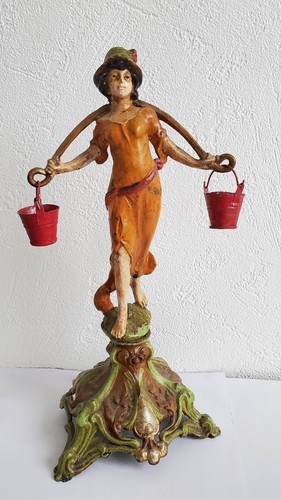 Bemalte gussfigur frau dame - bemalte,