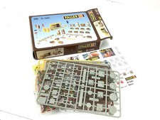 Faller H0 B-585 Ausschmückung Bausatz Stadtausschmückung