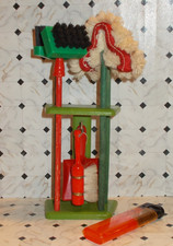 Altes Reinigungs-Set Schrubber