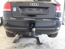 Audi A3 8P Stoßfänger Stoßstange hinten 3türig LY9B Brillantschwarz BJ2004