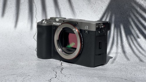 Sony alpha 3343 - 7c,