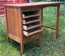 Kleiner Schreibtisch/Arbeitstisch mit Rollo ca. 1930 (tolles Weihnachtsgeschenk)