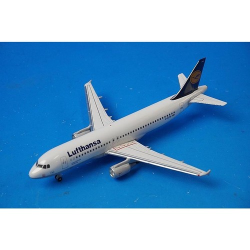 Lufthansa airbus a320 200 - lufthansa, a320-200