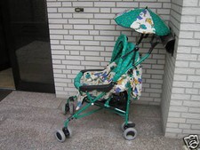 Buggy Teutonia Swing, grün, Einkaufsnetz, Regenschutz 